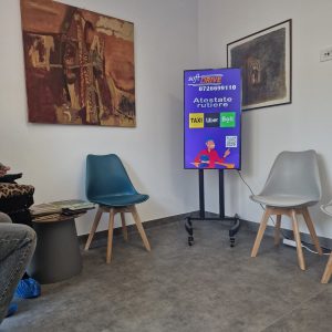 Reteaua-Digitala-Indoor-DOOH-Clinica-32-8211-Brasov-2